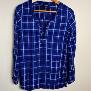 Nine West Jeans Womens Blue Plaid Long Sleeve V-Neck Pull Over Shirt Size Medium